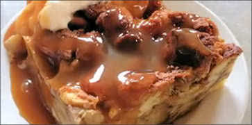 Apple Cinnamon Bread Pudding with Caramel Sauce