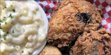 Crispy Fried Chicken with Mac n Cheese
