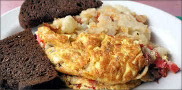 Omelete Breakfast with Rye Bread