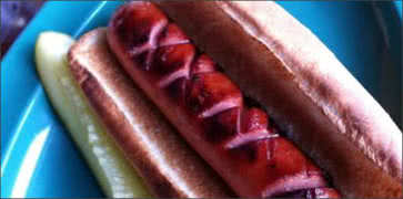 Grilled Hot Dog to Perfection